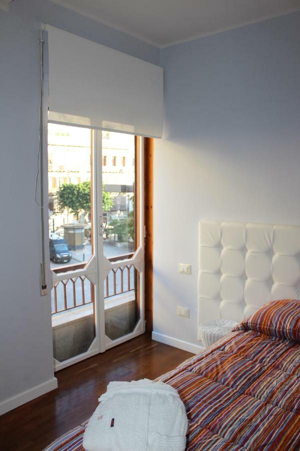 Domus Yenne Suites Cagliari Exterior photo
